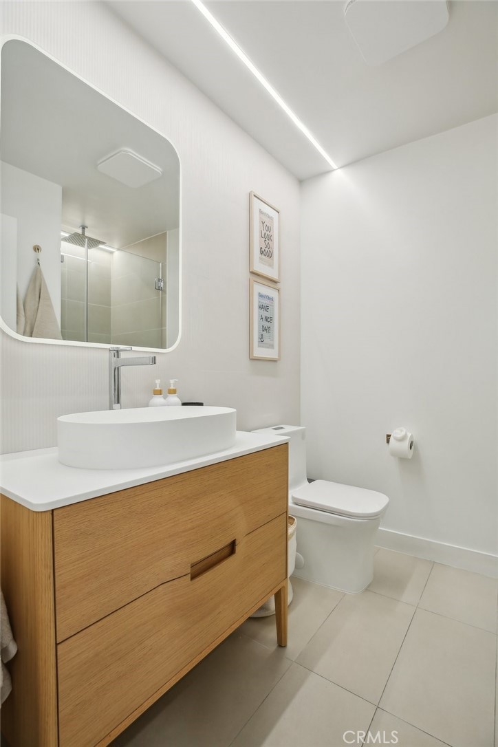 Lakeshore (LS) - Residential