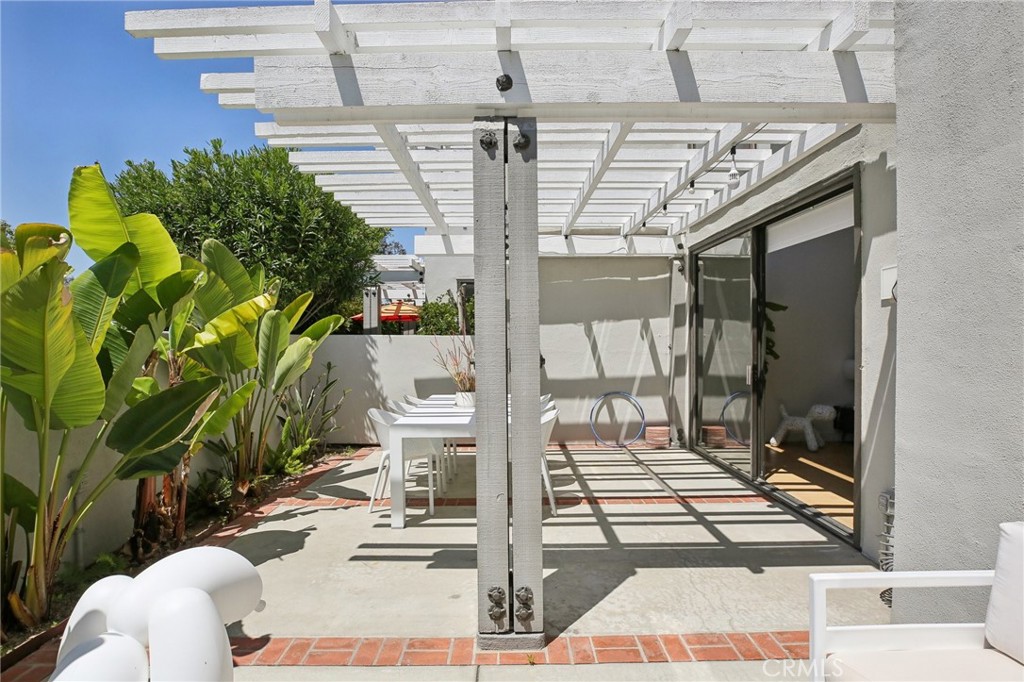 Lakeshore (LS) - Residential