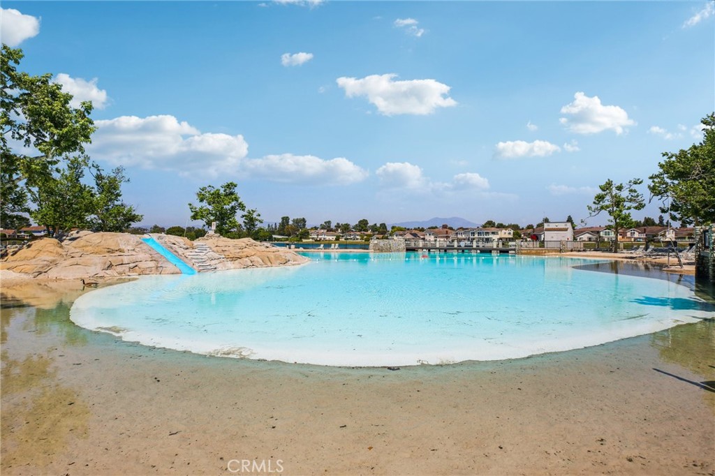 Lakeshore (LS) - Residential