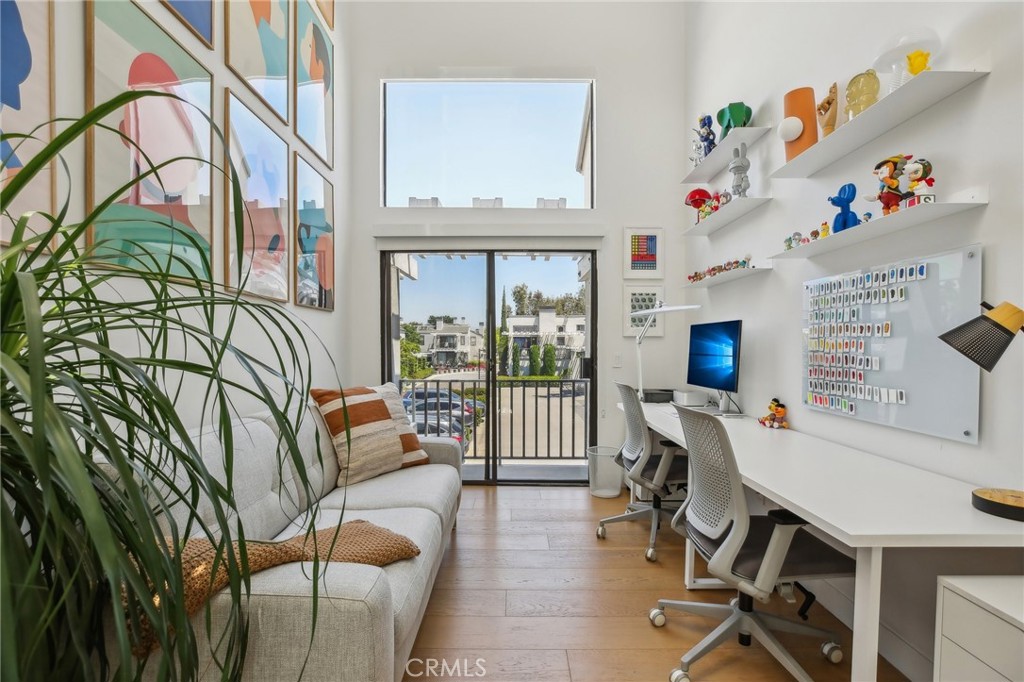 Lakeshore (LS) - Residential