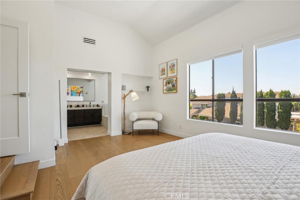 Lakeshore (LS) - Residential