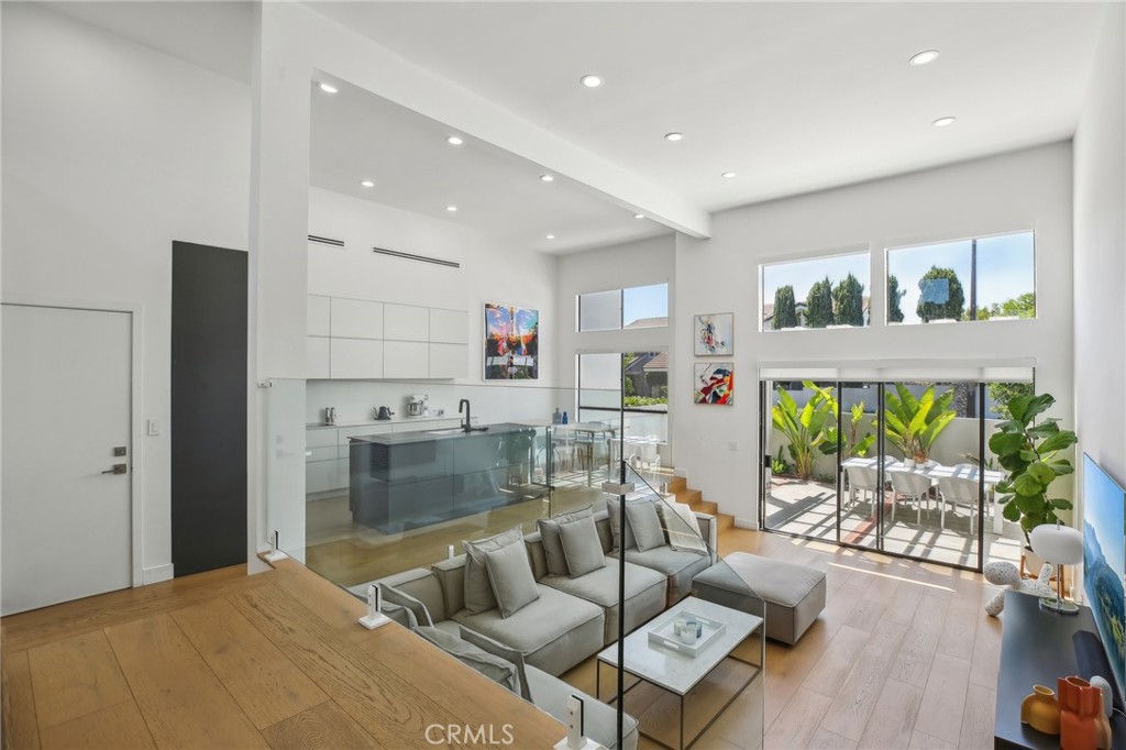 Lakeshore (LS) - Residential