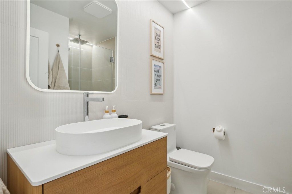 Lakeshore (LS) - Residential