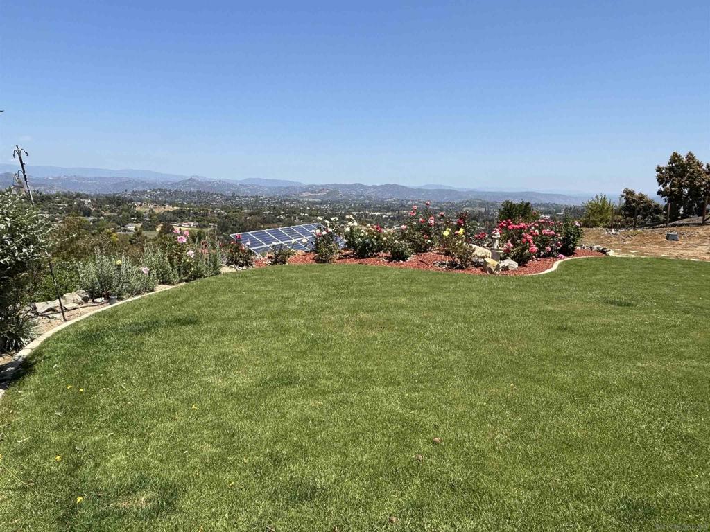 1373 Stoneridge Circle