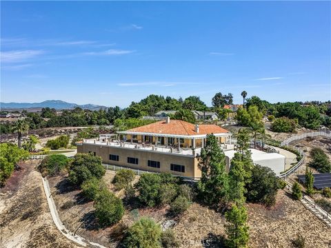 38525 Via De Oro Temecula CA 92592