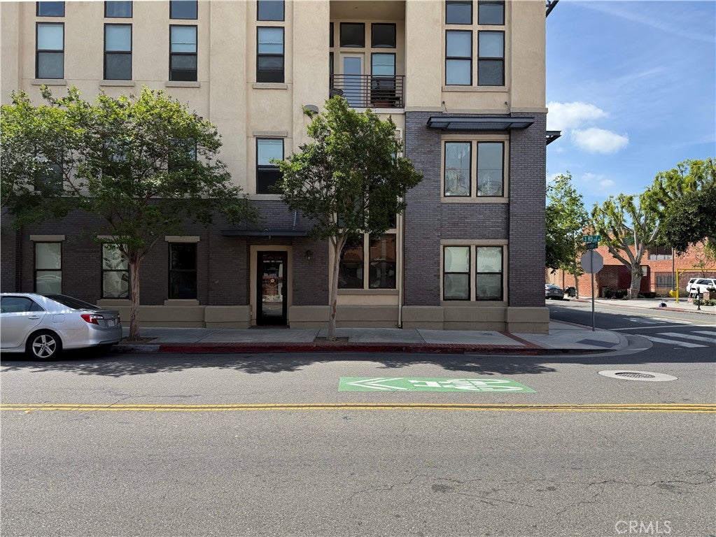 190 W 3rd Street, Santa Ana CA 92701