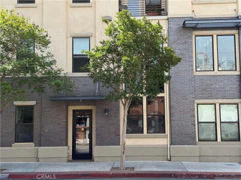 Photo of 190 W 3rd Street, Santa Ana, CA 92701 (MLS # PW26183261)