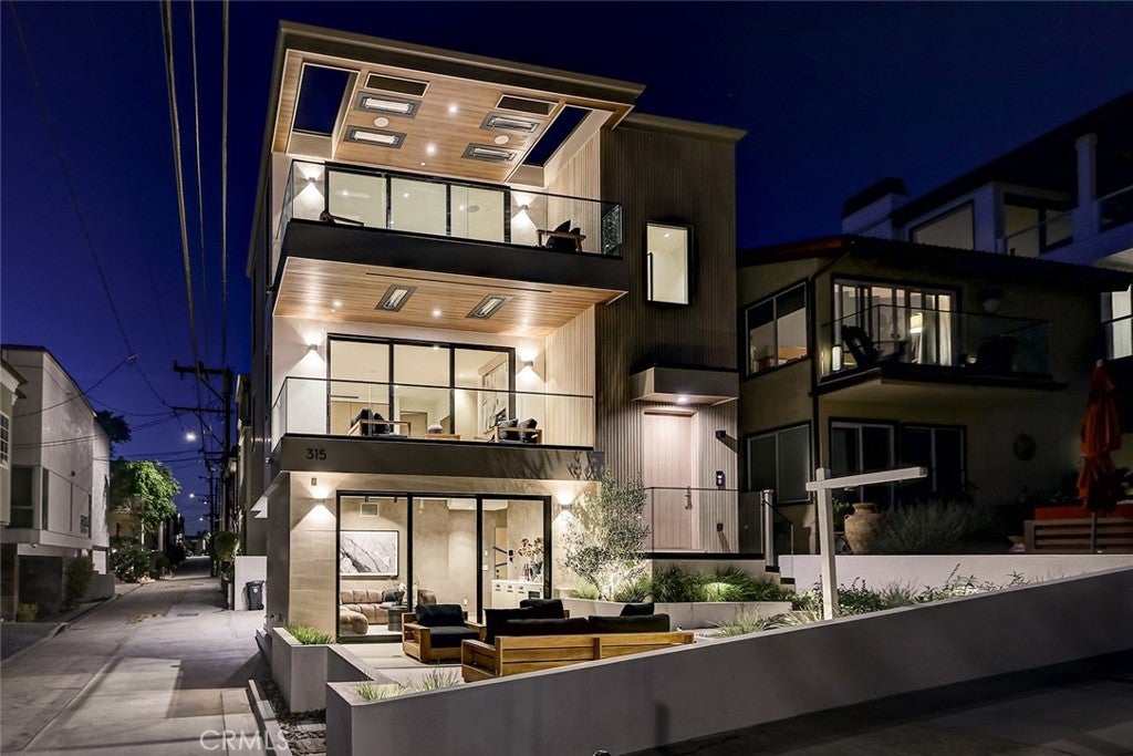 315 25th, Manhattan Beach CA 90266