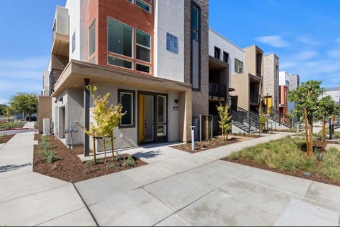 Photo of 5986 Quantum Loop, San Jose, CA 95119 (MLS # ML82065296)
