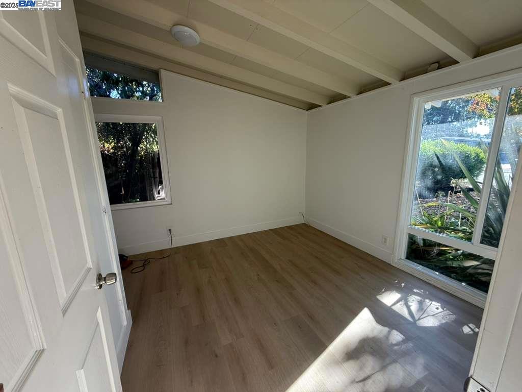 CHABOT GARDENS - Residential
