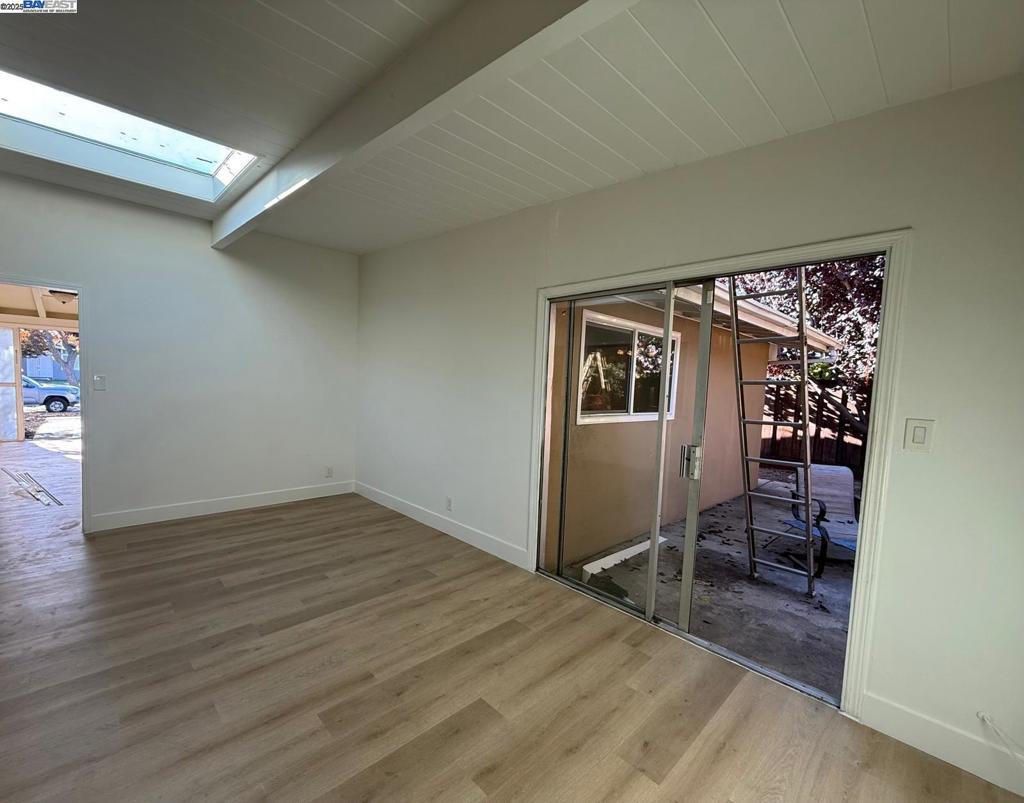CHABOT GARDENS - Residential