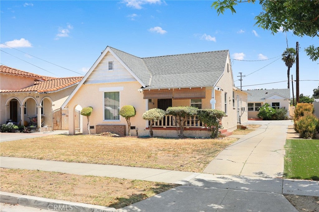 820 S 7th Street