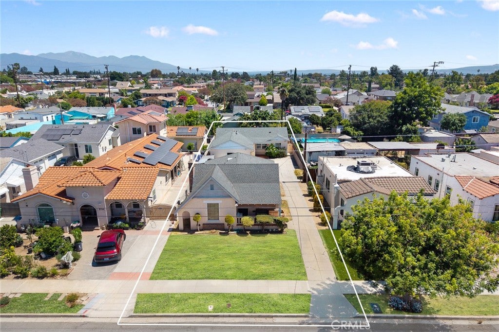 820 S 7th Street