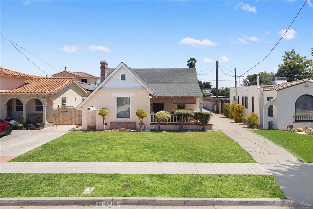 820 S 7th Street