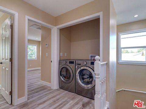 Tiny photo for 16335 Kalisher Street, Granada Hills, CA 91344 (MLS # 25597885)
