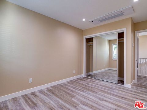 Tiny photo for 16335 Kalisher Street, Granada Hills, CA 91344 (MLS # 25597885)