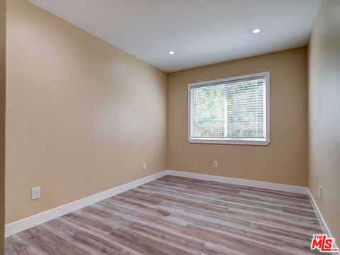 Tiny photo for 16335 Kalisher Street, Granada Hills, CA 91344 (MLS # 25597885)