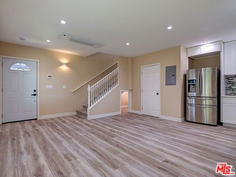 Tiny photo for 16335 Kalisher Street, Granada Hills, CA 91344 (MLS # 25597885)