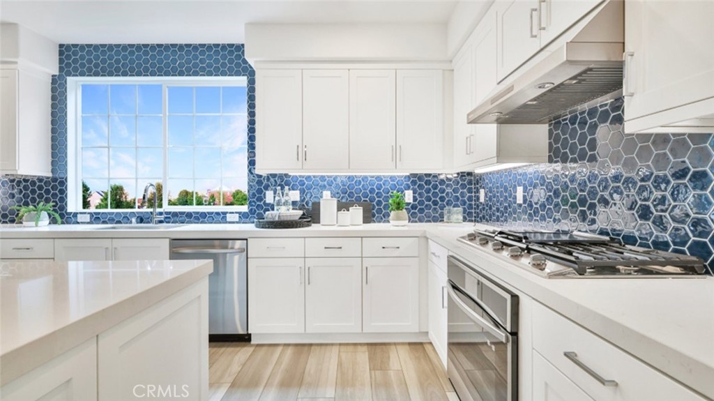 1060 N Anaheim Blvd #2