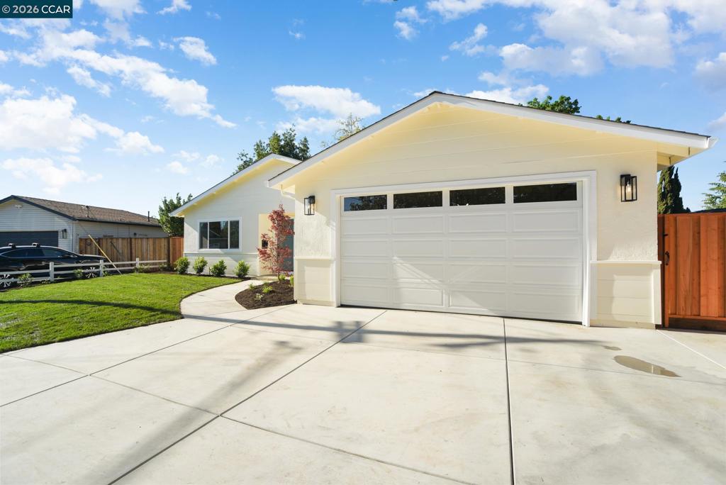 1543 Laverne Ct