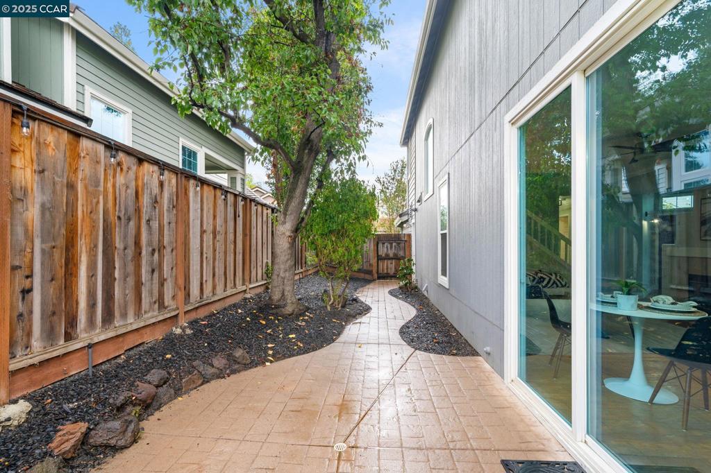 OAKHURST C C - Residential