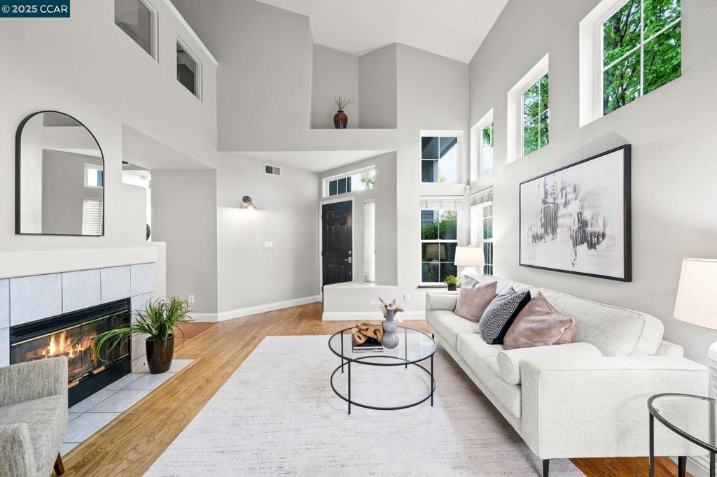 OAKHURST C C - Residential