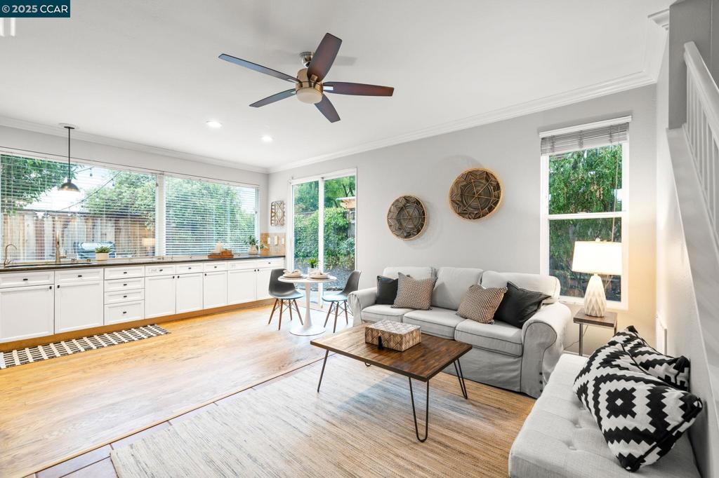 OAKHURST C C - Residential