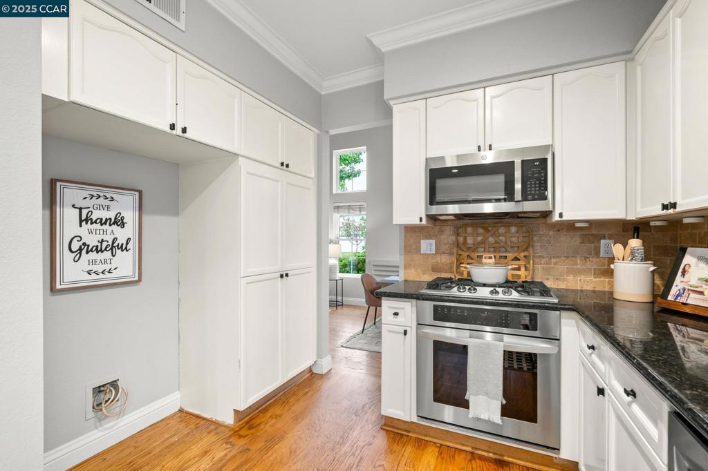 OAKHURST C C - Residential