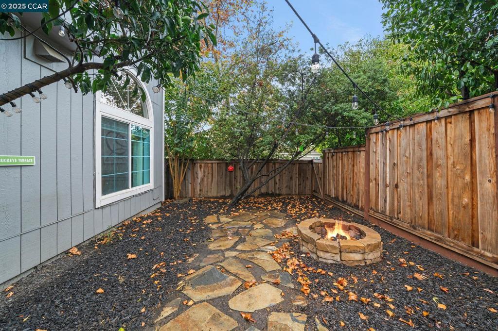 OAKHURST C C - Residential