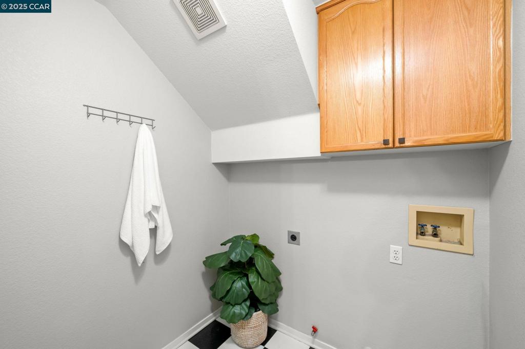 OAKHURST C C - Residential