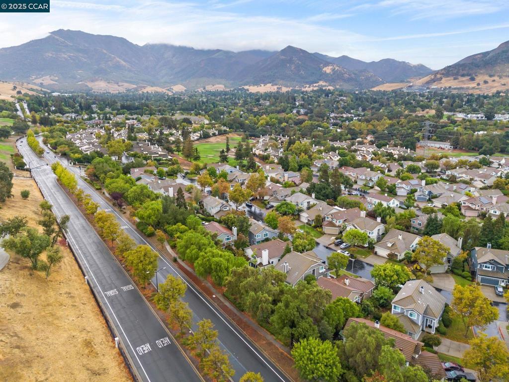 OAKHURST C C - Residential