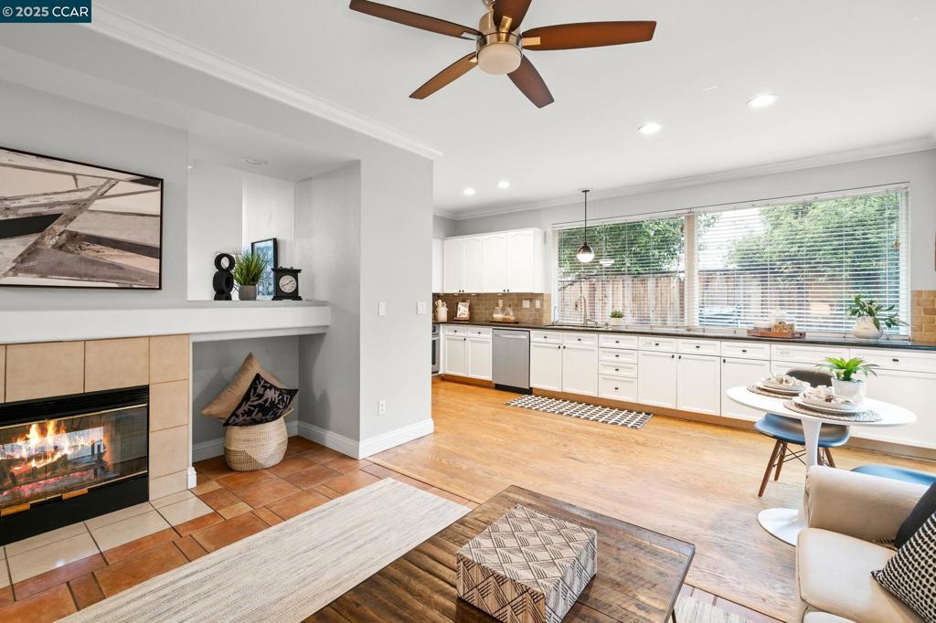 OAKHURST C C - Residential