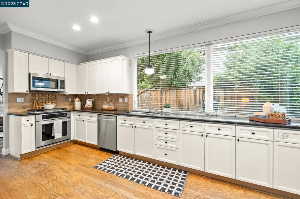 OAKHURST C C - Residential