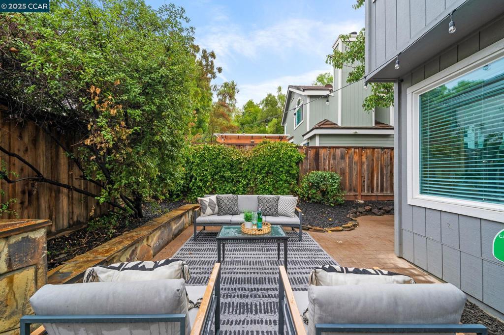 OAKHURST C C - Residential