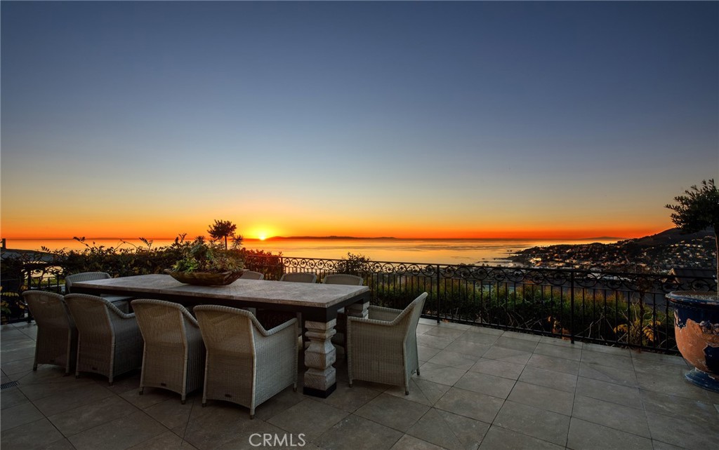 1330 Temple Hills Drive