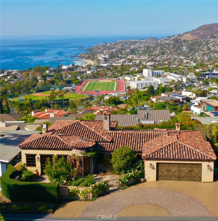 1330 Temple Hills Drive