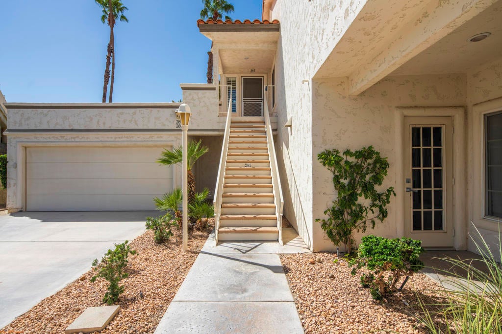 285 Desert Falls Drive E