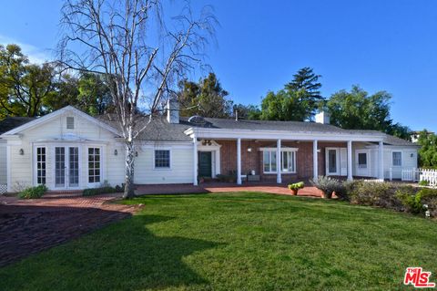 4141 Knobhill Drive Sherman Oaks CA 91403