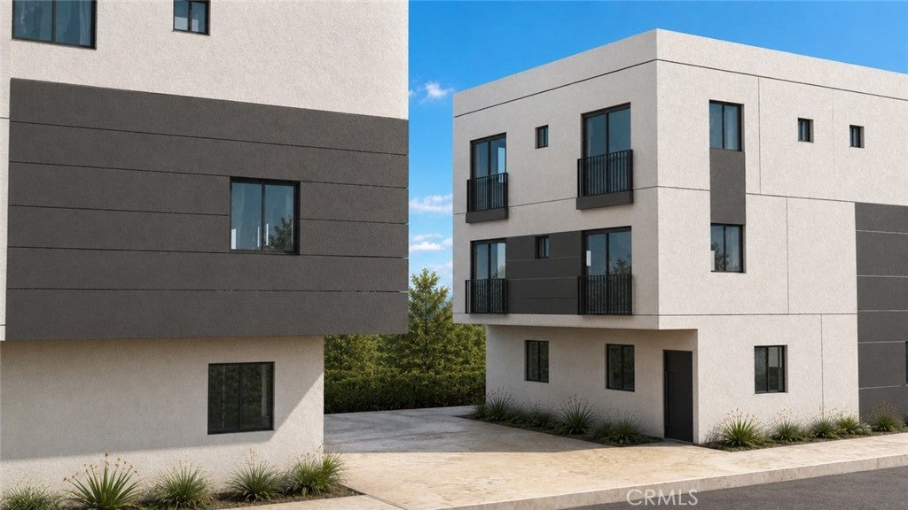 1511 S New Hampshire