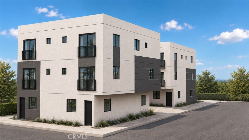 1511 S New Hampshire