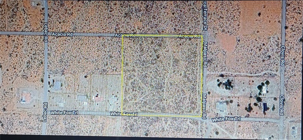 10 ACRES IN PHELAN WITH 5 NEW WATER METERS ( PLEASE CALL FOR DETAILS )!!!
OWNER IN THE PROCESS OF SUBDIVIDING INTO 5 DIFFERENT LOTS ( PLEASE CALL FOR DETAILS )
THIS, OR THESE PROPERTIES WITHIN A MILE DISTANCE OF EVRYTHING, PHELAN RD, McDONALDS, PIZZA FACTORY, CHICK FILET, GISELLE'S CAFE AND MANY MORE, POST OFFICE, YOU NAME IT, GREAT POTENTIAL
COME AND BE PART OF THIS GROWING COMMUNITY, YOU'LL HAVE A LOT OF ROOM FOR ALL YOUR DREAM POSSIBILITIES!!!