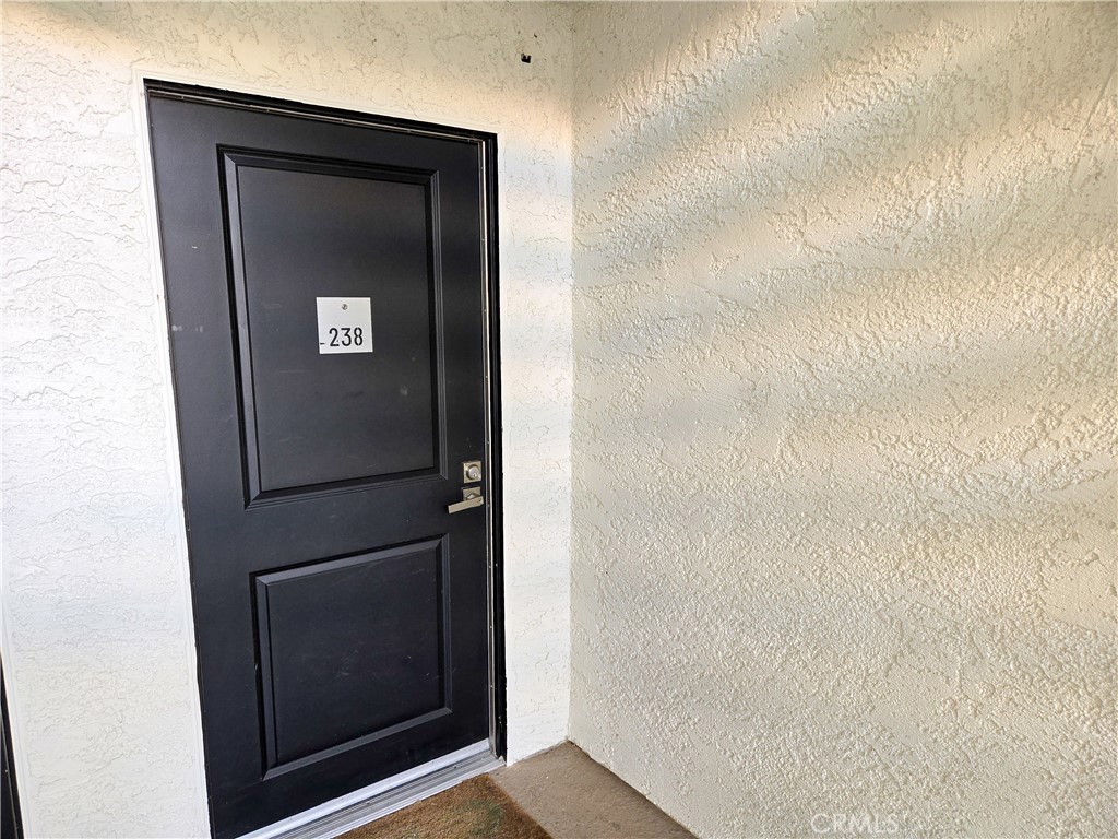 4734 Park Granada 238