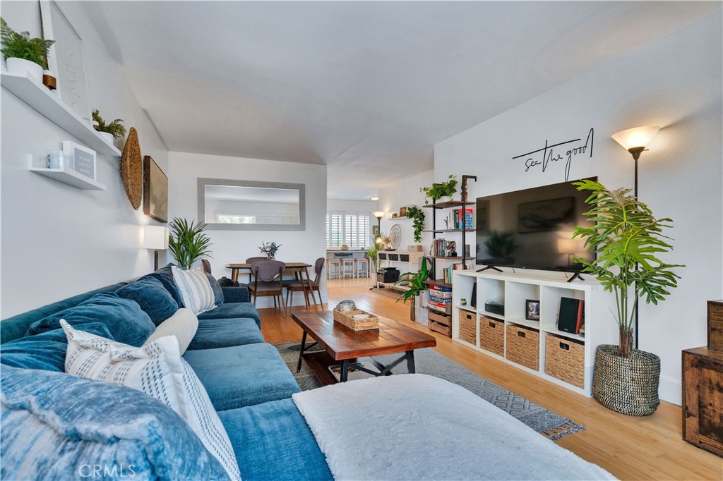 Experience the best of West LA living in this stylish, upgraded 2 bed/2bath, Top Floor, CORNER unit offering rare privacy with only one shared wall and an abundance of natural light. One of the few units in the building with an IN-UNIT LAUNDRY, this home is the perfect blend of luxury and everyday convenience.
The spacious kitchen shines with granite countertops, brand new premium stainless steel appliances, and flows effortlessly into a spacious living and dining area with rich real hardwood bamboo flooring and access to a private balcony. Both bedrooms are exceptionally roomy with upgraded carpet, while the bathrooms feature high-end travertine tile, chic mirrors, and modern light fixtures. Wood plantation shutters add a sophisticated touch and brings in tons of light throughout the home.
Enjoy 2 side-by-side covered parking carport spaces (fits up to 4 cars tandem), plus private storage lockers in a secured parking area. This secured building includes a nice lobby for mail and a serene courtyard area with tranquil water feature - perfect for pets. Newly replaced roof and all termite work has been recently completed by the HOA. Low HOA dues. Amenities include controlled entry and parking, community laundry area, with water, sewage, and trash utilities included!
All this, just minutes from the 405! Great area, close by to Ralphs, Trader Joe's, Whole Foods, Starbucks, Japantown, and more.
Clean, modern, meticulously maintained, and move-in ready! Your next chapter starts here.