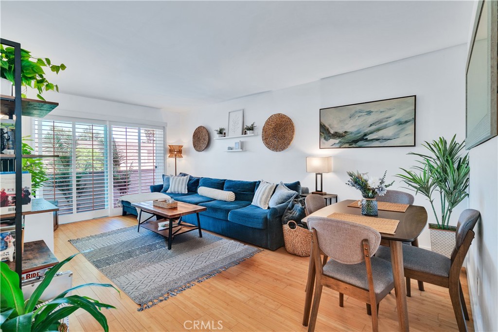 2884 Sawtelle Boulevard 209