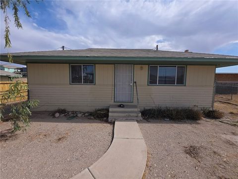 Photo of 512 E Street, Needles, CA 92363 (MLS # SW26112054)