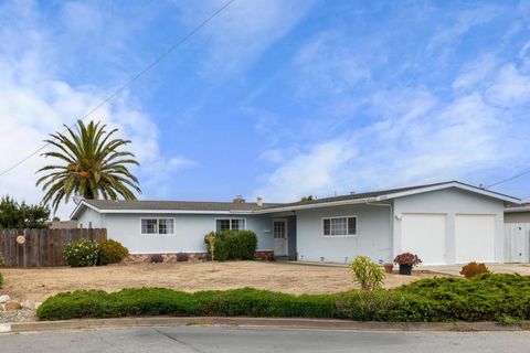 3155 Shuler Circle Marina CA 93933