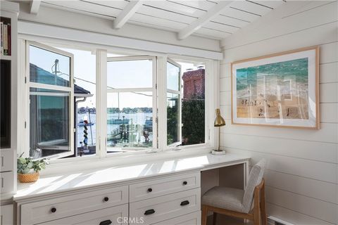 104 Onyx Avenue Newport Beach CA 92662