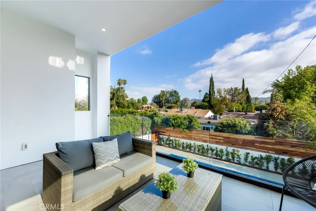 Studio City, California 91604, United States, 5 Bedrooms Bedrooms, ,6 BathroomsBathrooms,Residential,Active,224159