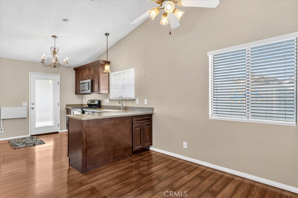 9105 Aspenwood