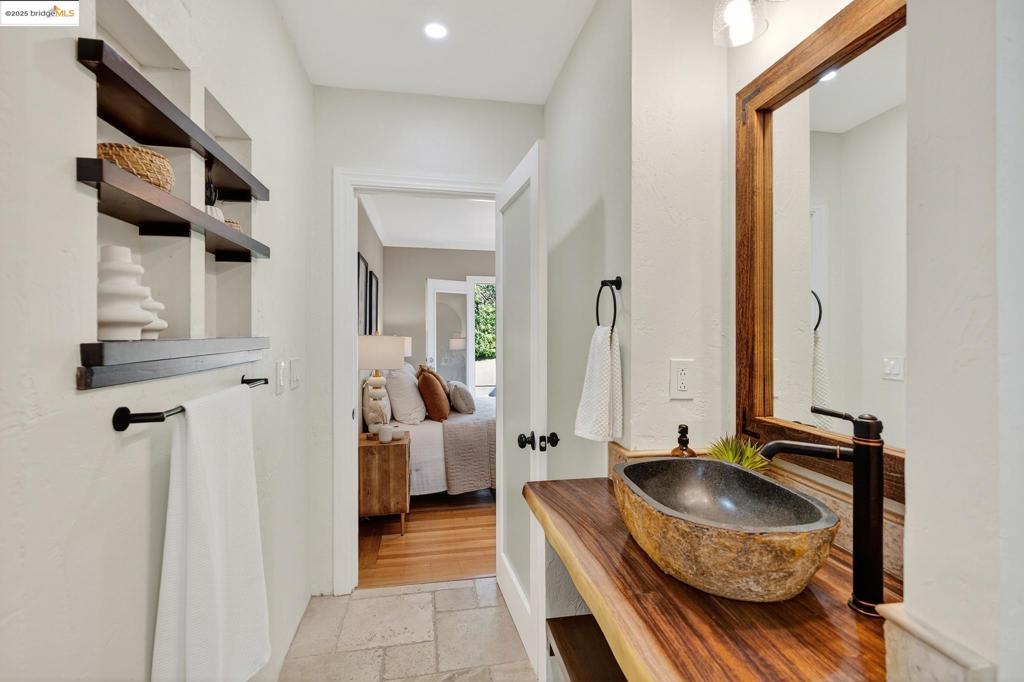 CROCKER HGHLANDS - Residential